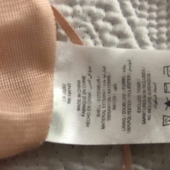 Pink top - Picture 3 of 3